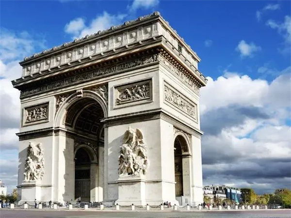 Arc de Triomphe di Paris