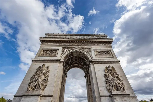 Arc de Triomphe di Paris