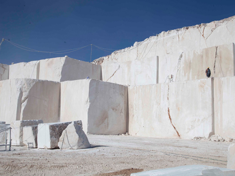 Tambang Marmer Carrara