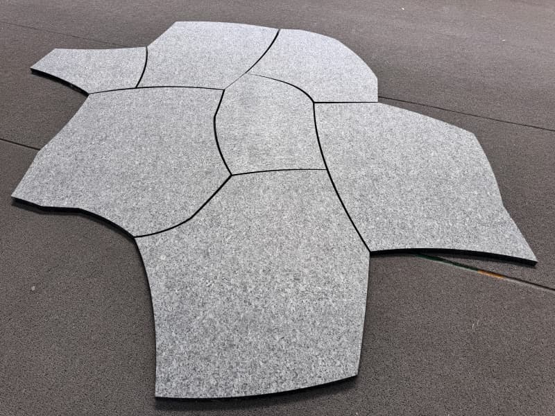 Irregular Cut Granite Flagging
