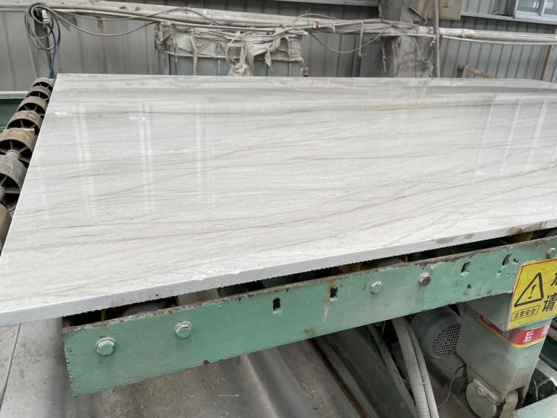 Kalahari White Quartzite Slabs Kalahari White Quartzite Slabs
