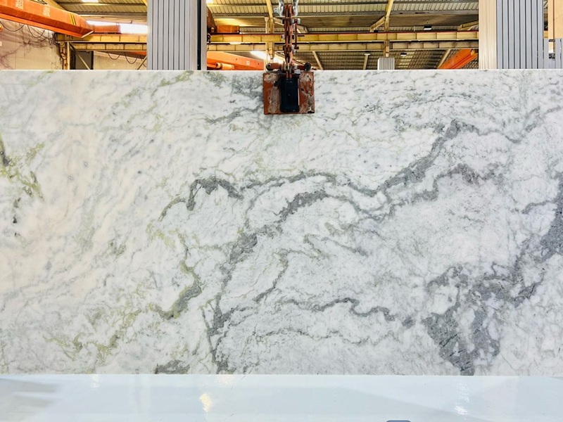 Cristallo Fendi Quartzite