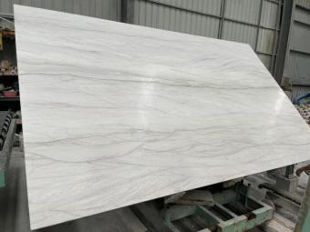 Kalahari White Quartzite Slabs