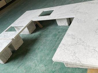 Calacatta White Quartz